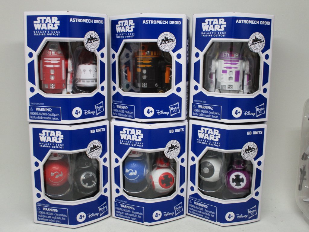 White and Purple Target Star Wars Galaxy/'s Edge Trading Outpost BB Units